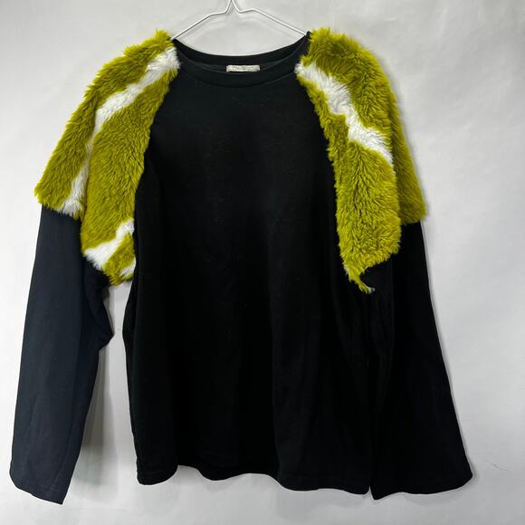 Zara Trafaluc Faux Fur Sage Green Crewneck Sweater M - Picture 1 of 4
